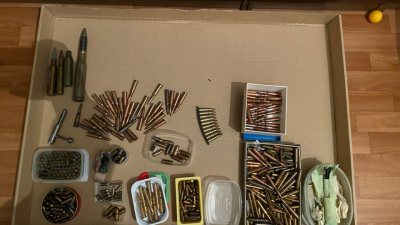 Полиция задержала петербуржца, который пересылал части огнестрельного оружия через сервис доставки