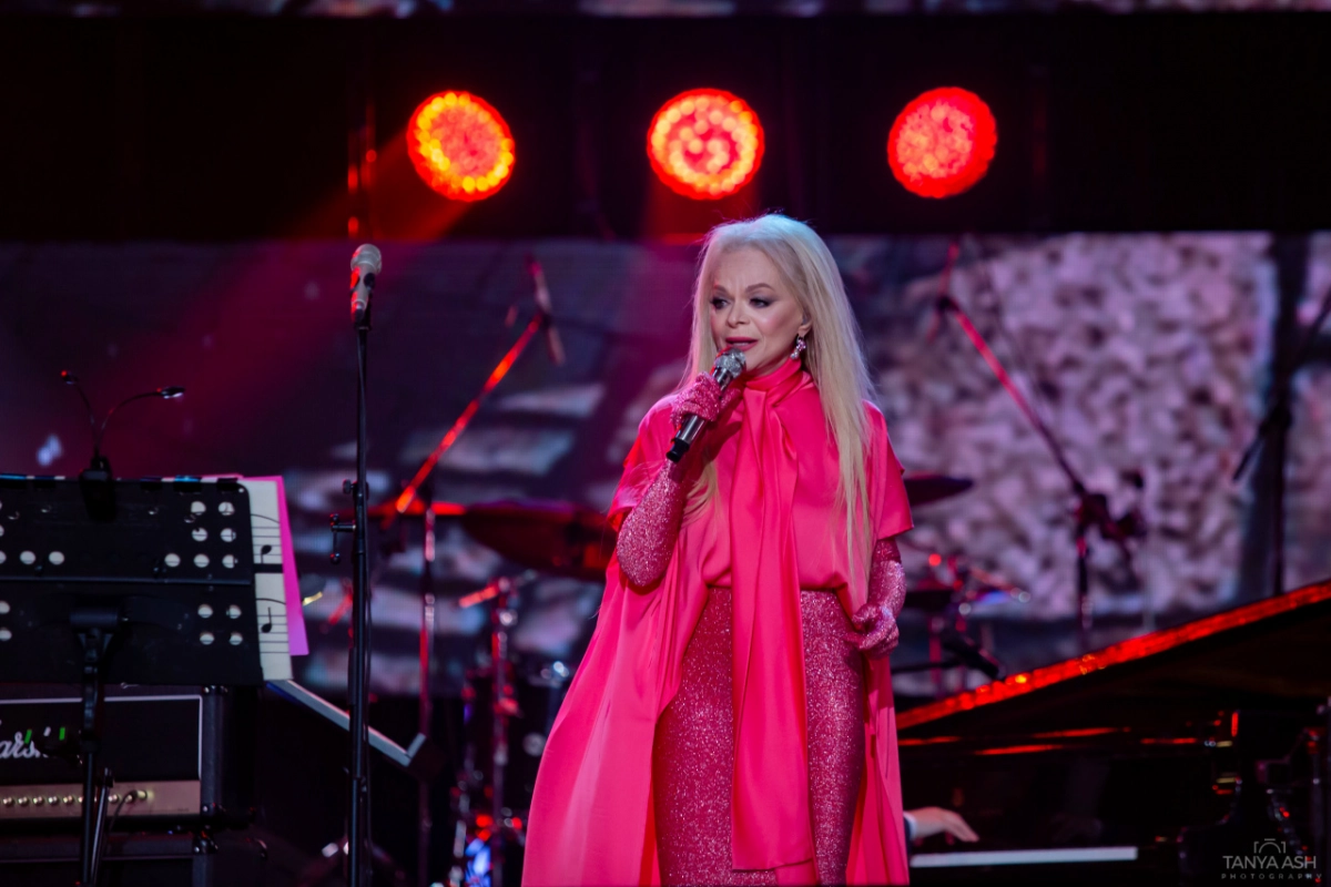 «Эффект Долиной»: что это такое и почему на певицу обрушился шквал хейта - tvspb.ru