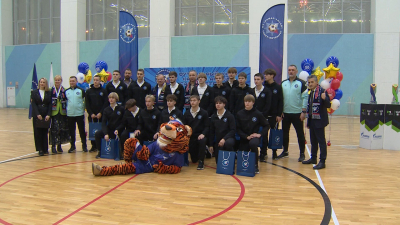 На Кубке Льва Бурчалкина команда 13-летних игроков стала чемпионом: петербургский «Алмаз-Антей» подвел итоги футбольного сезона