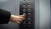 В Петербурге заменили более 7 тысяч лифтов за четыре года