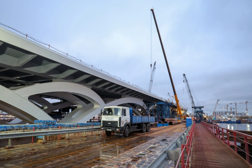 Александр Беглов: К следующей навигации Большой Смоленский мост должен быть готов к пропуску судов - tvspb.ru