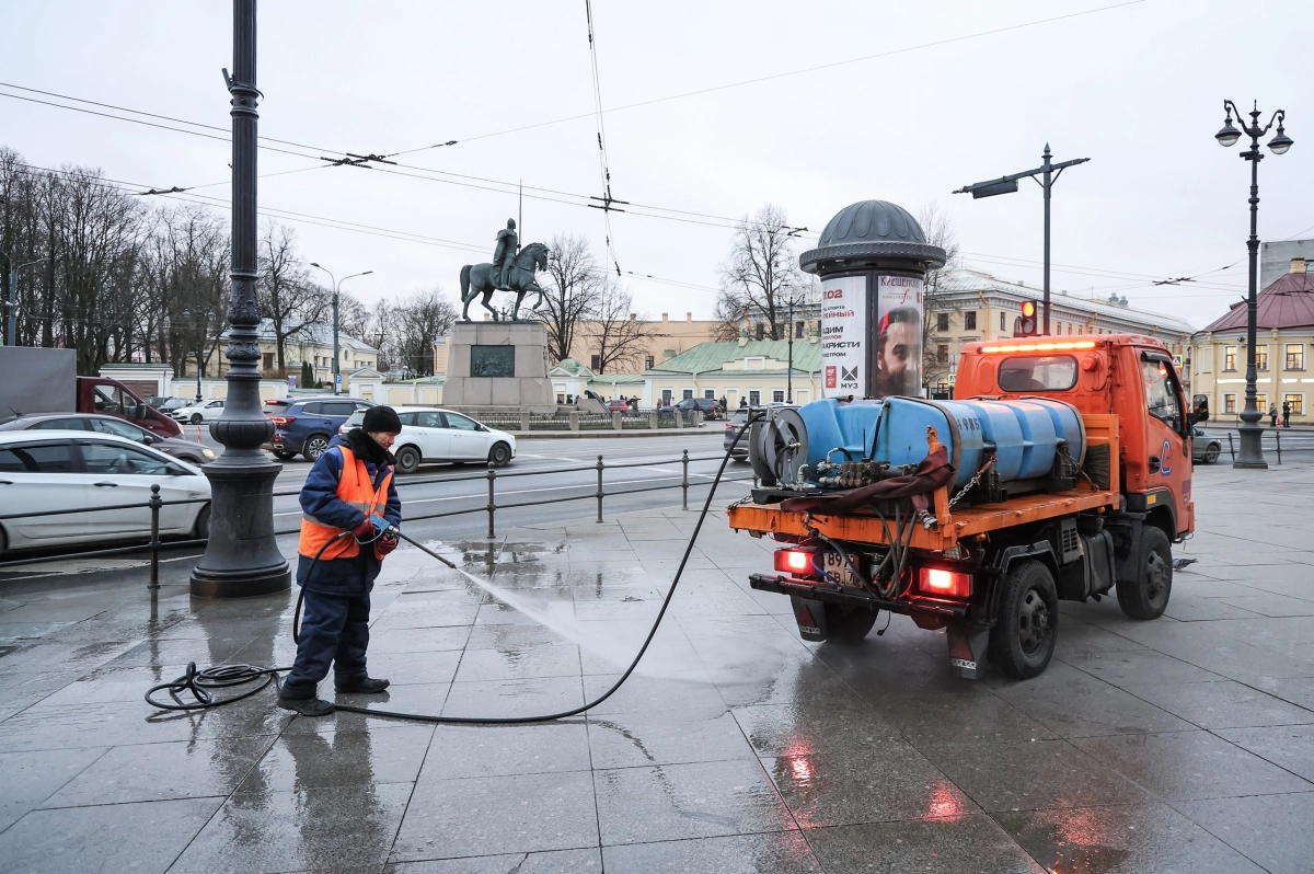 В Петербурге завершился сезон мойки улиц - tvspb.ru
