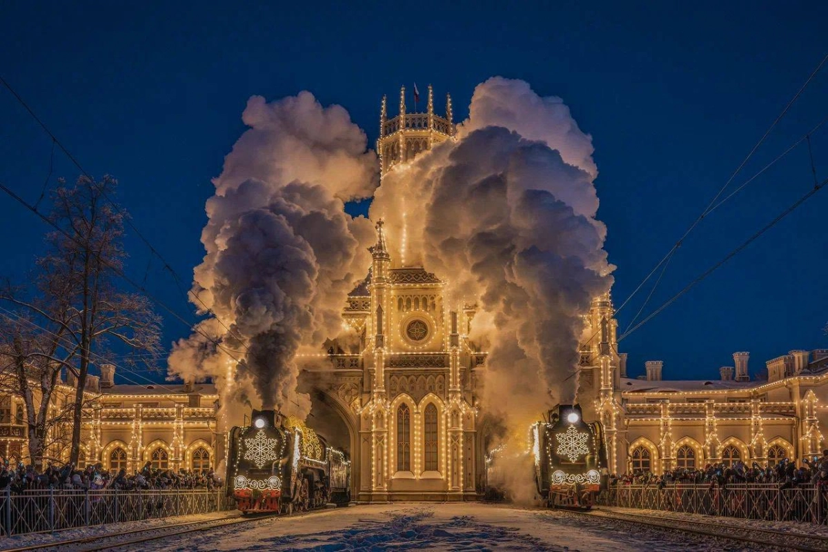 Фотовыставка «Поезд Деда Мороза» открылась на Московском вокзале Петербурга - tvspb.ru