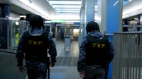 Более 60 сотрудников: кто и как обеспечивает безопасность в петербургском метро