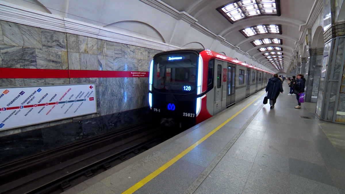 За прошлый год общественный транспорт Петербурга перевез более 1,72 млрд человек - tvspb.ru