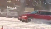 «Новогодний дрифт»: водитель поплатился за экстремальную езду в Петербурге