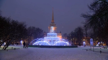 14 тысяч декоративных элементов украсили Петербург перед праздниками