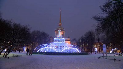 14 тысяч декоративных элементов украсили Петербург перед праздниками