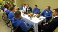 Александр Беглов встретился с участниками СВО, которые проходят лечение в больнице Святого Великомученика Георгия