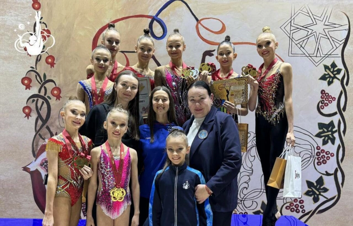 Гимнастки из Петербурга выиграли пять золотых медалей на международном турнире в Армении - tvspb.ru