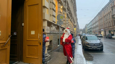 Росгвардейцы исполнили новогодние желания подопечных Детского хосписа