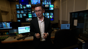 Ведущий программы «Утро в Петербурге» Ильдар Абитов представляет репортаж о танцевальные перфомансах Петербурга