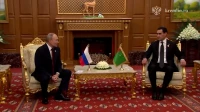 Итоги Года мира и доверия и встреча с президентом Туркменистана: как проходит визит Владимира Путина в Ашхабад