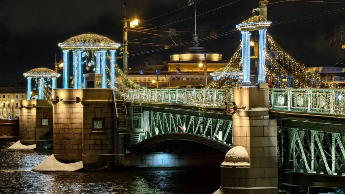 Игорь Максимцев: Наш любимый Петербург преобразился к Новому 2026 году - tvspb.ru