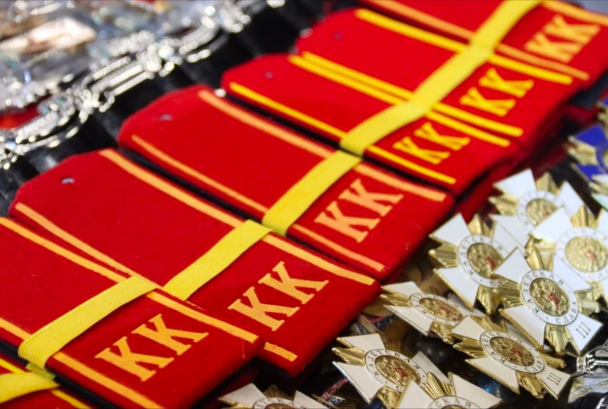 Ученики первого в Петербурге казачьего кадетского класса приняли присягу - tvspb.ru