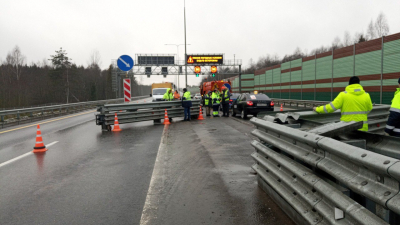 На трассе М-11 отработали алгоритмы действий при ДТП