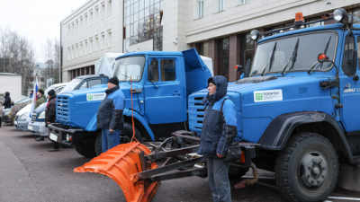 Александр Беглов: Политех передал автомашины российским воинам в зоне СВО и гуманитарную помощь мариупольцам