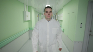 Курсанты. Ефрейтор, курсант военно-медицинской Академии имени С. М. Кирова Александр Пономарёв