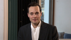 Книги, помогающие исследовать историческую эпоху и заглянуть в себя, а также топ-мест России, которые обязательно нужно посетить от заслуженно артиста Татарстана Альберта Жалилова