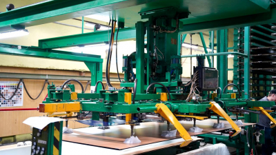 Александр Беглов: В Петербурге начала действовать программа зонтичных поручительств для расширения доступа бизнеса к кредитам