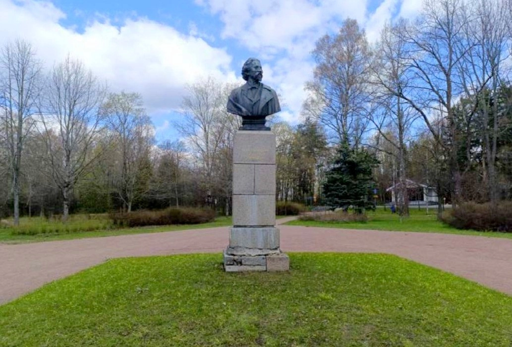 Бюст Ильи Репина в Курортном районе Петербурга получил статус регионального памятника - tvspb.ru