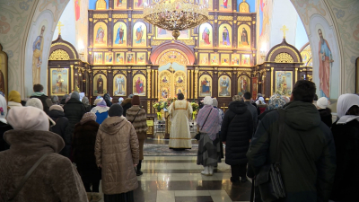 В Петербурге прошли богослужения в честь Рождественского сочельника