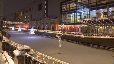 С праздничным настроением по пути: что приготовил пеший новогодний маршрут для жителей и гостей Петербурга