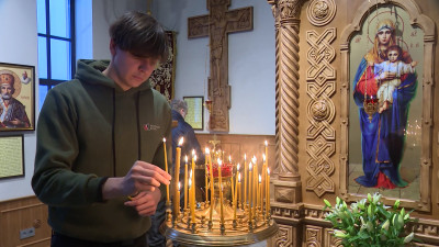 Представители регионального отделения Народного фронта поздравили верующих с Рождеством