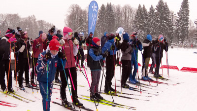 В Приморском парке Победы открыли лыжную трассу