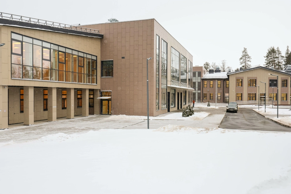 Александр Беглов: В Курортном районе создаётся уникальный социальный кластер - tvspb.ru