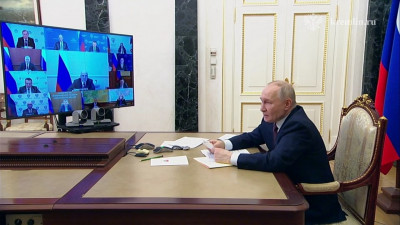 Путин: Малый бизнес должен иметь возможность комфортного перехода на новые системы налогообложения