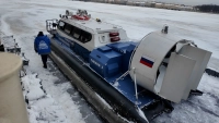 В Петербурге открыли сезон зимней навигации: по каналам курсируют катера на воздушной подушке