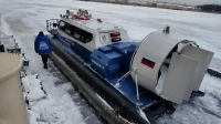 В Петербурге открыли сезон зимней навигации: по каналам курсируют катера на воздушной подушке