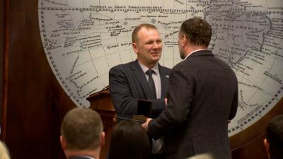 Малой Бронзовой медалью Русского географического общества наградили Евгения Разумишкина