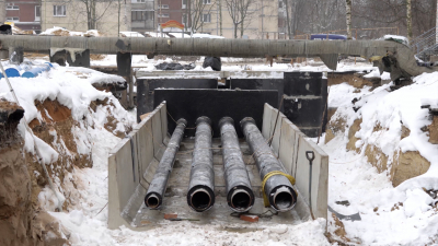 Реконструкция продолжается: в Красногвардейском районе смонтировали 500 метров постоянных тепловых сетей