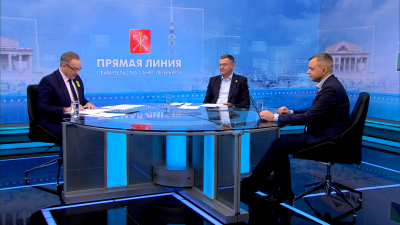 «Время непростое»: зачем петербуржцев просят показать телефоны на входе в метро