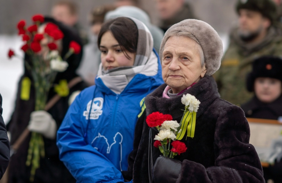 Александр Беглов: В блокадную декаду более 500 волонтеров Петербурга объединили усилия ради сохранения исторической памяти - tvspb.ru