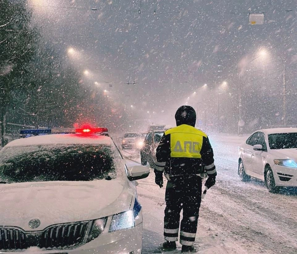 В Новогоднюю ночь сотрудники ГАИ в Петербурге и Ленобласти задержали 15 нетрезвых водителей - tvspb.ru