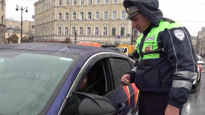 В России ужесточили наказание за перевозку детей без автокресел