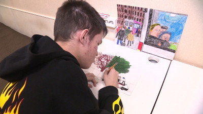 Губернатор Александр Беглов подписал закон об увеличении размера мер соцподдержки на содержание детей-сирот и детей, оставшихся без попечения родителей