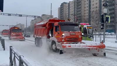 В Петербурге создали транспортный оперативный штаб из-за мощного снегопада «Фрэнсис»