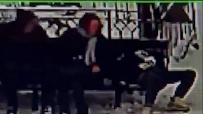 В Петербурге женщина умерла на могиле Цоя