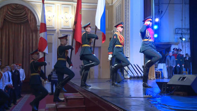 Александр Беглов поздравил личный состав и ветеранов роты почётного караула Ленинградского военного округа с 65-летием основания подразделения