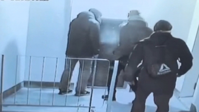 В Петербурге задержали руферов, забравшихся на крышу ЖК в Московском районе