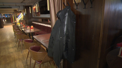 Миллион на вешалке: в Петербурге задержали подозреваемого в краже из бара