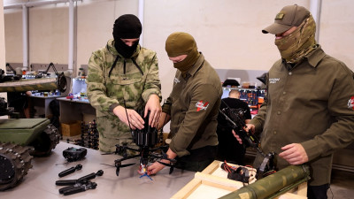 Александр Беглов: В Петербурге выпускается треть всех российских БПЛА