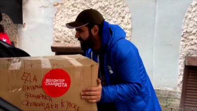 Активисты Молодой Гвардии Единой России и «Волонтерской Роты» передали гумпомощь в Курскую область