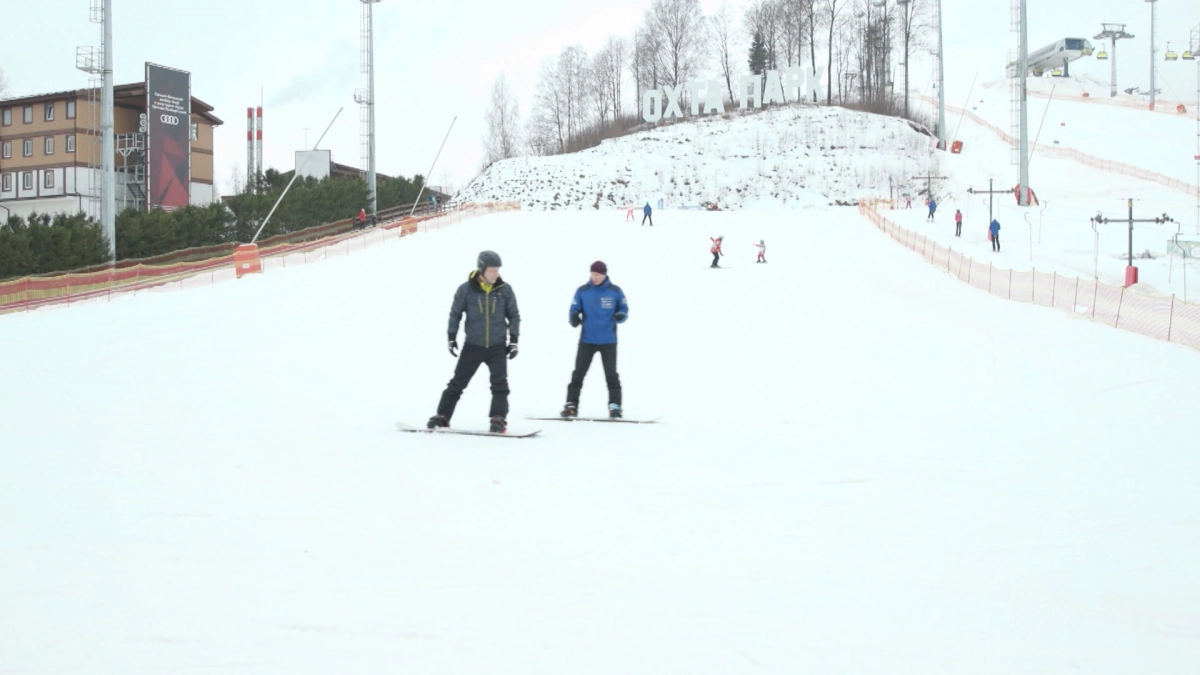 Исследование: 33% петербуржцев регулярно катаются на сноуборде - tvspb.ru