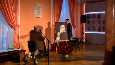 В театре «Балтийский дом» открыли мемориальную доску режиссеру Опоркову