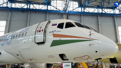 На выставке в Индии впервые покажут салон импортозамещенного «Суперджета»